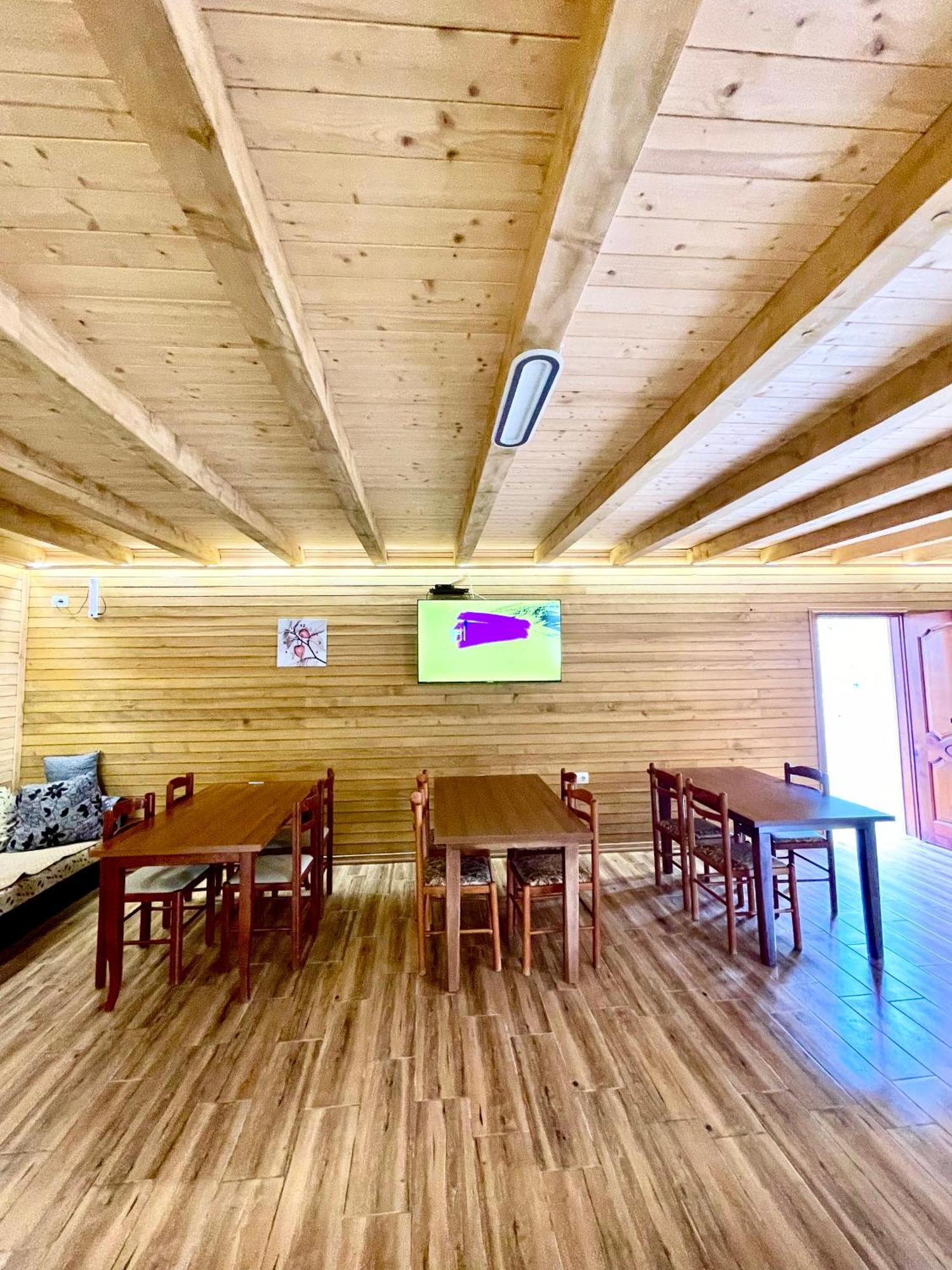 Lazer Cardaku Guesthouse Вальбоне Екстер'єр фото